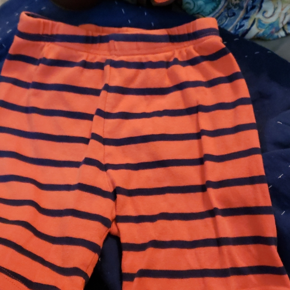 Boys shorts.        1